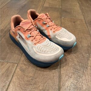 Altra paradigm 7 womens size 8.5 shoes orange athletic running sneakers